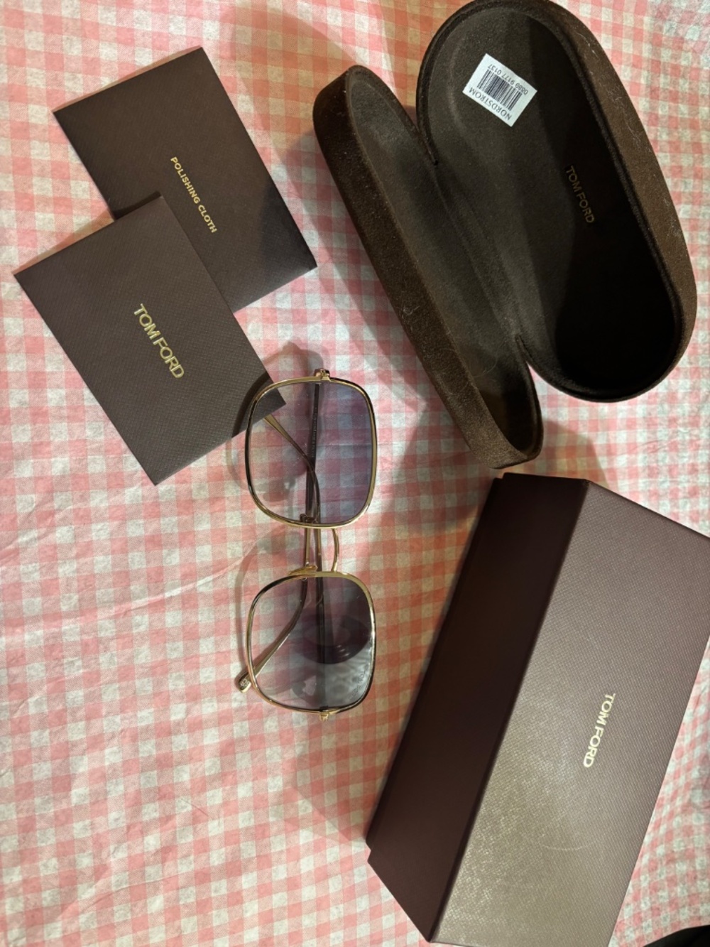 Gorgeous Tom Ford Square Oversized Gradient Blue Lens Sunglasses - Picture 5 of 5